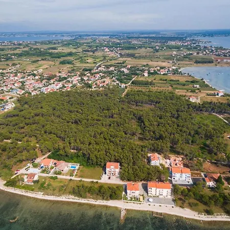 Curta Feriehus Privlaka (Zadar)